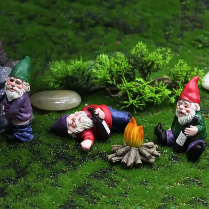 Statue de gnome ivre en résine l'inventaire, décoration de paysage de mousse naine, ornements de jar