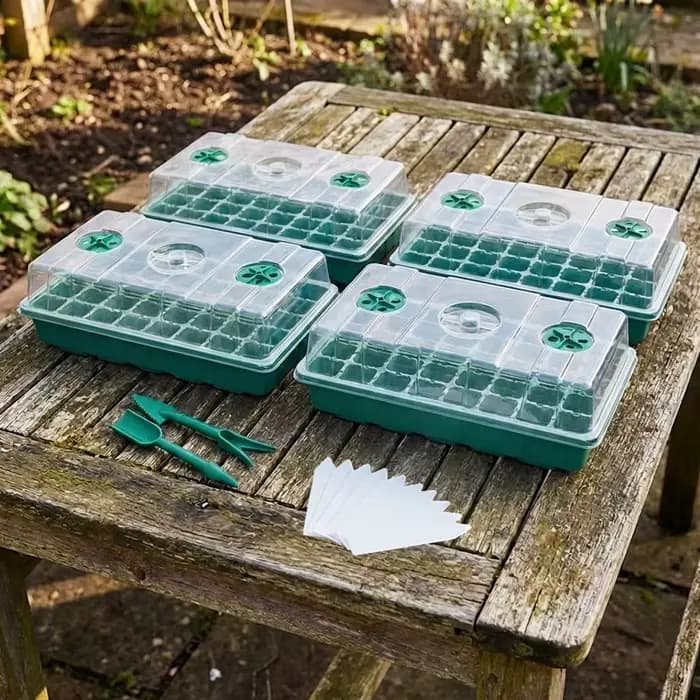 Plateau de semis 12/40 alvéoles avec dômes ventilés pour l'humidité et bases, pour la germination de