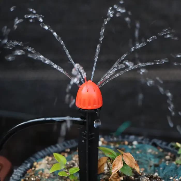 24 Types d'arroseurs d'irrigation de jardin avec piquet réglable, goutteurs de réfraction par atomis