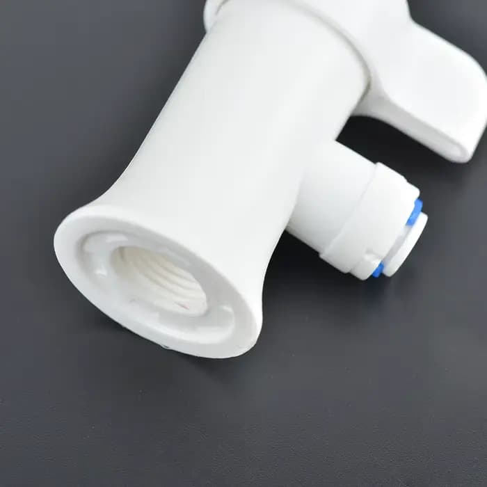 Robinet à tournant sphérique droit en plastique RO, tuyau de 1/4 "3/8" OD, connexion rapide 1/4 "3/8