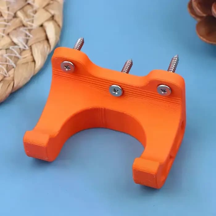 Organisateur de cintre d'outils de jardin