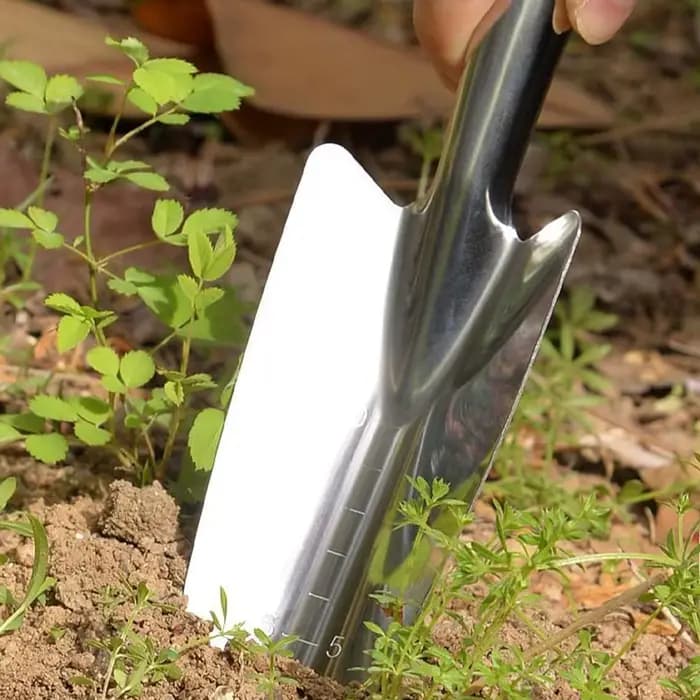 Petit outil de jardinage