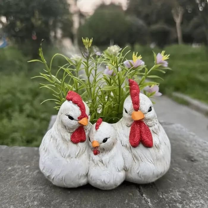 Décoration d'intérieur : Pot de fleurs en forme de famille de poulets