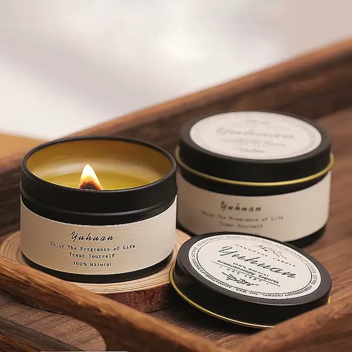 Bougies aromatiques parfumées en boîte de conserve noire
