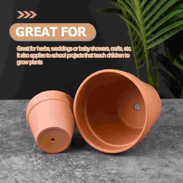 Petit Pot de Fleur en Argile pour Décoration d'Extérieur