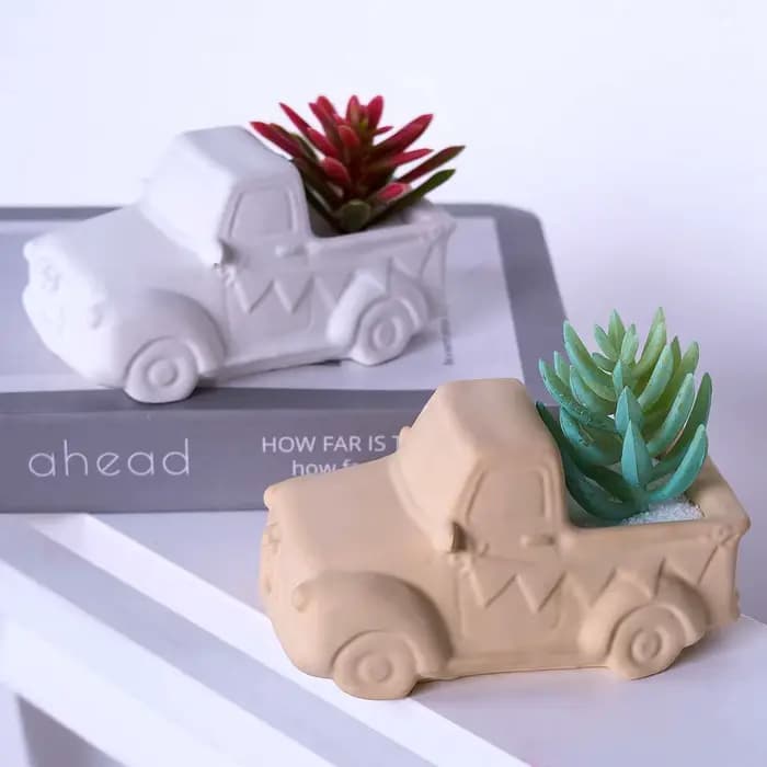 Pot de fleurs de plante de voiture 3D