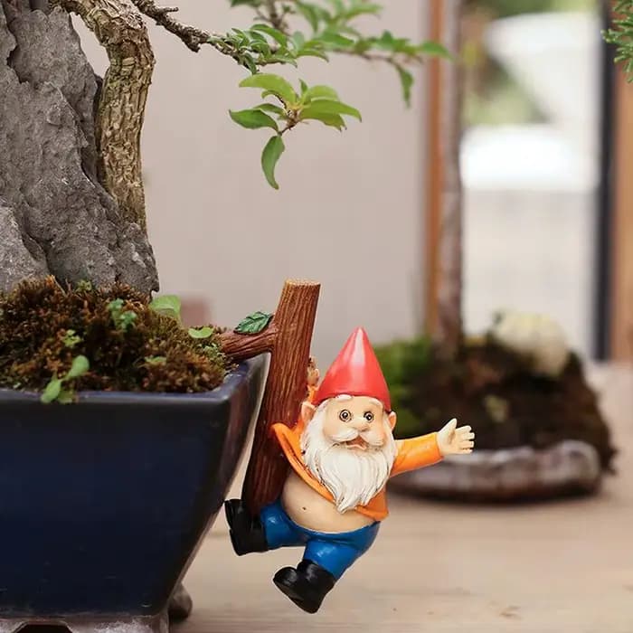Statue de gnome de jardin amusante