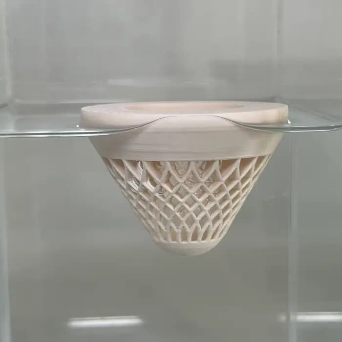 Pot de fleurs flottant décoratif en PLA avec trous, accessoire d'aquarium, décoration unique pour aq