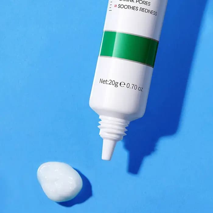 Crème Traitante Anti-Acné à l'Acide Salicylique : Régule la Sécrétion de Sébum, Minimise les Pores, Apaise les Rougeurs Irritées, Élimine les Boutons, Répare la Peau