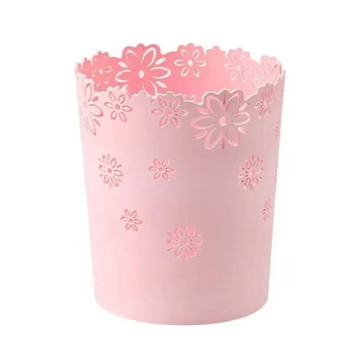 Poubelle florale à motifs de fleurs creuses