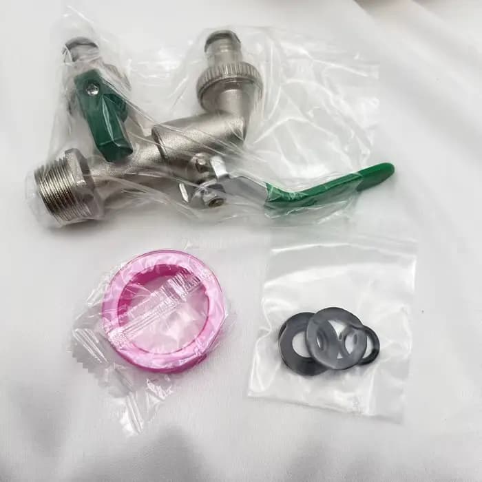 Robinet de jardinage en alliage de zinc 3/4 avec une entrée et deux sorties, robinet à double mamelo