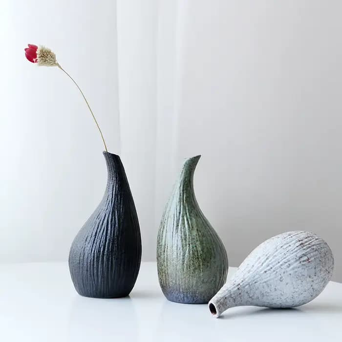 Vase en grès de style japonais