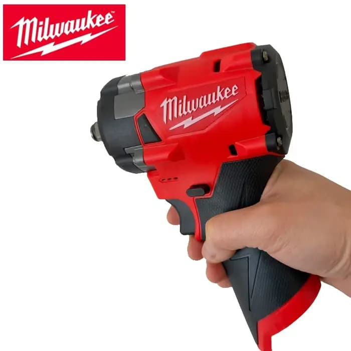 Outils multifonctionnels sans fil Milwaukee 12V 18V : cisaille de jardinage