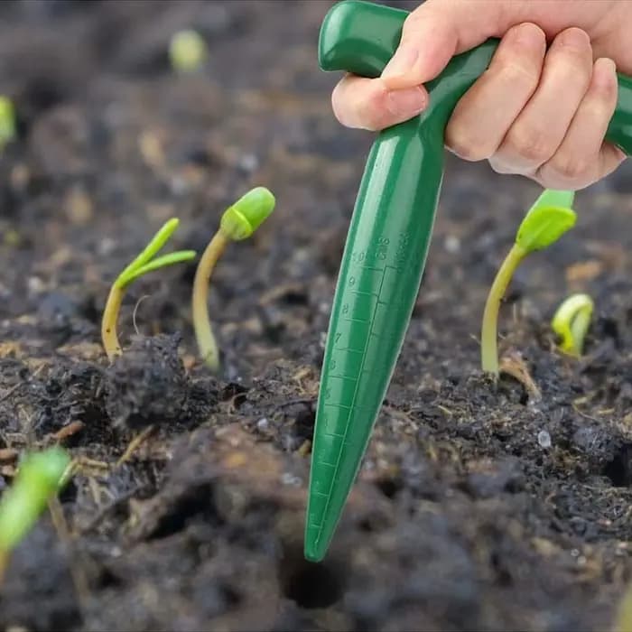 Perforateur de jardin portatif avec échelle graduée