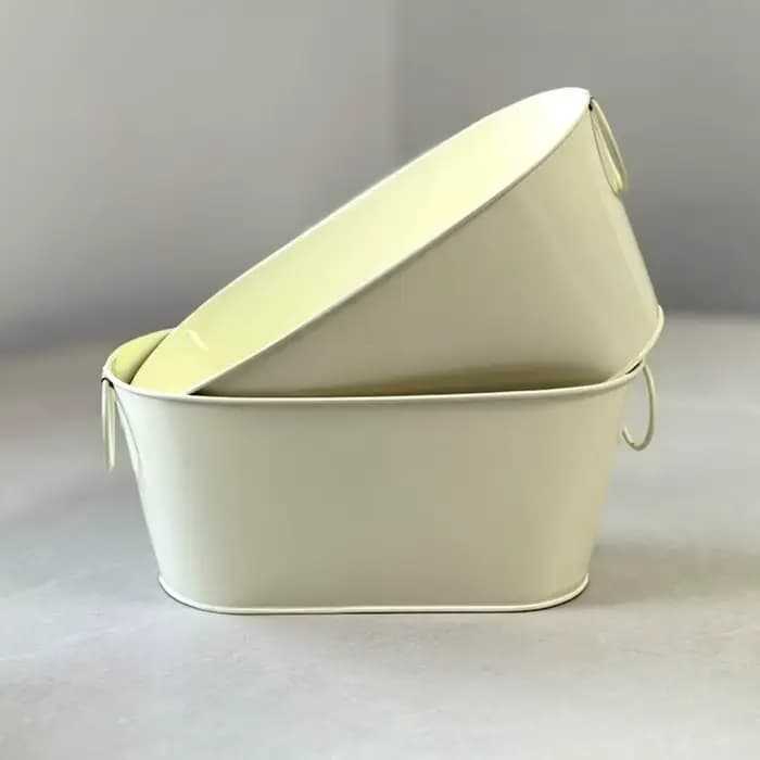 Pot de fleurs rustique multifonctionnel en fer