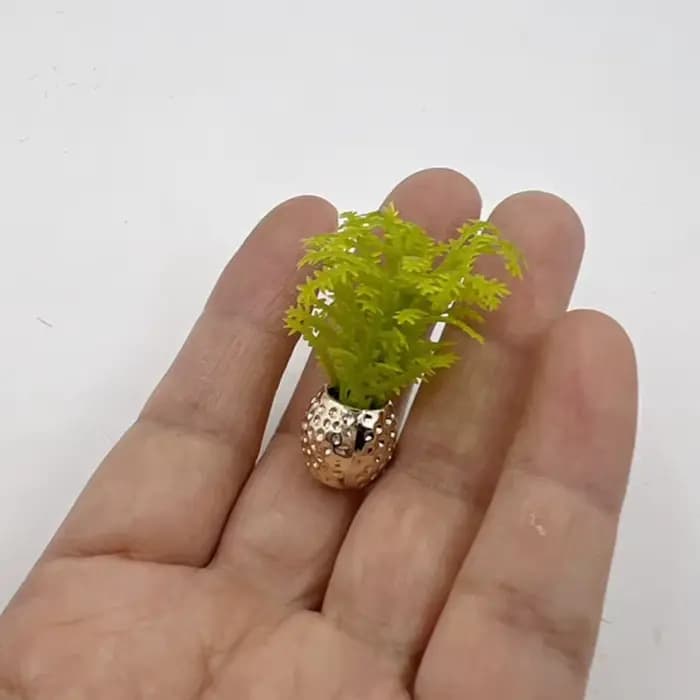 Mini plantes en pot pour maison de poupée 1:12