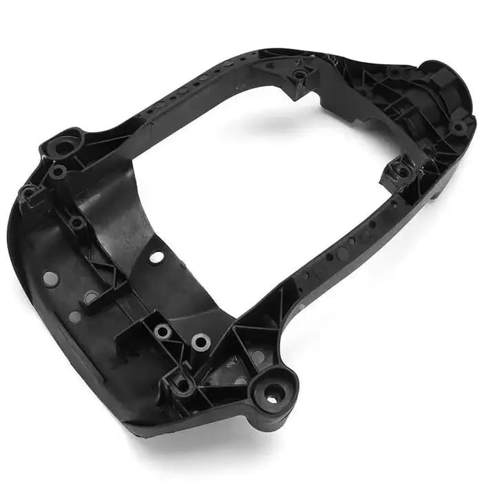 Accessoire de maintien pour outil de taille-haie