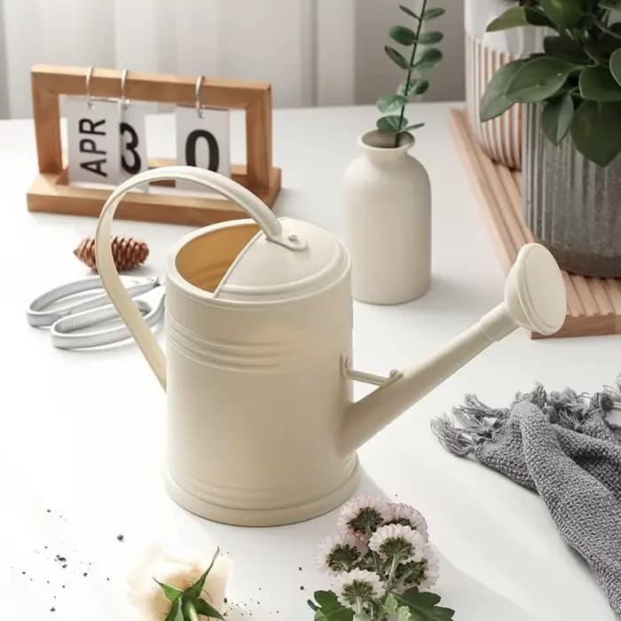 Arrosoir en plastique de grande capacité pour plantes d'intérieur, 2l, Pot à longue bouche pour plantes de jardin, pulvérisation de fleurs, bouilloire d'eau