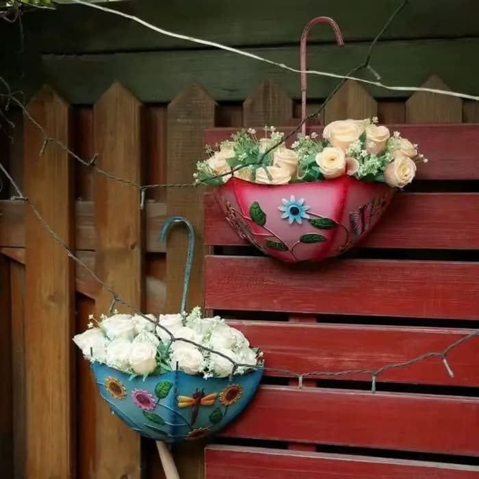 Pot de fleurs décoratif en fer en forme de parapluie