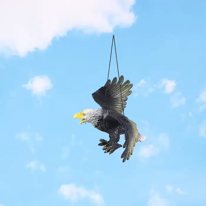 Nouveau : 1 Pièce - Figurine d'aigle d'extérieur suspendue, dissuasif pour oiseaux, ornement en plas