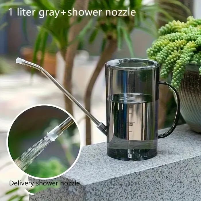 Arrosoir à bec long - Une bouteille d'eau pour regarder des fleurs