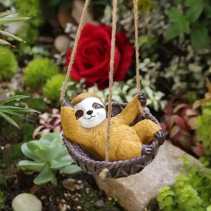 Décoration de jardin en forme de paresseux à suspendre pour extérieur, statue de paresseux pour la décoration de jardin, patio ou fête, figurines décoratives de paresseux mignonnes en train de balanço