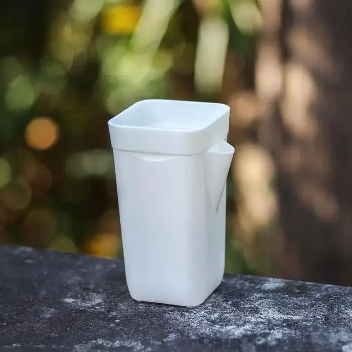 Pots auto-arrosants, pots de pépinière avec trous de drainage