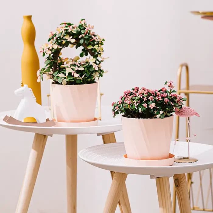Pot de fleurs en résine plastique grand format