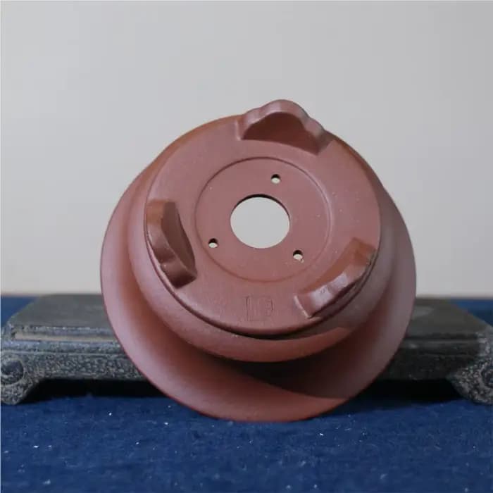 Pot à fleurs en argile violette, pot à bonsaï circulaire, fait main, sur trois pieds, pour plantes en pot de table, style classique antique Yixing
