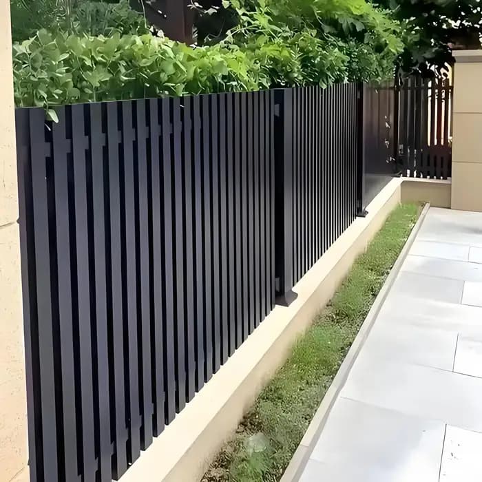 Planche de jardin extérieure tubulaire en aluminium et métal