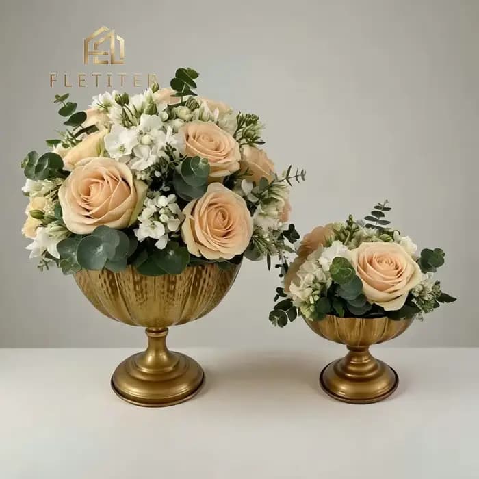 Pot à fleurs en laiton antique à large ouverture