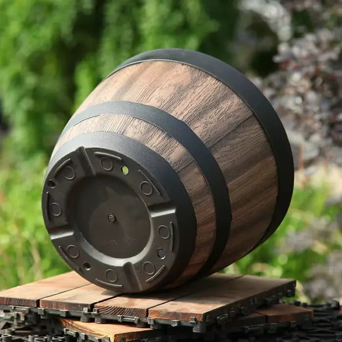 Grand Pot de plantes en forme de baril de whisky