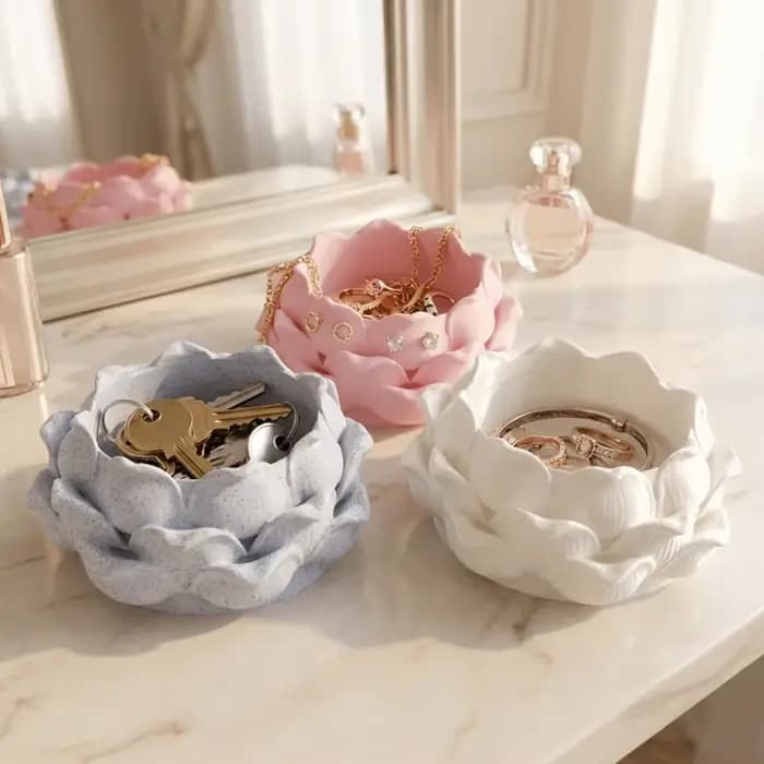 Pot de fleurs en plastique en forme de lotus pour plantes succulentes