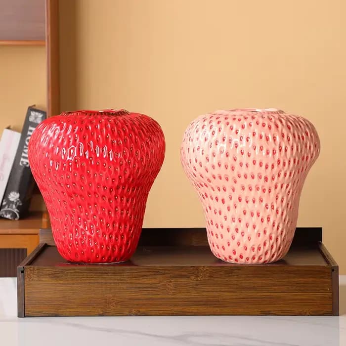 Vase à fraises en céramique