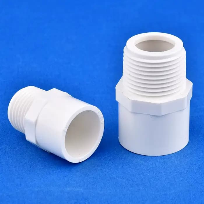 2pcs blanc PVC traversant le connecteur de tuyau d'eau d'irrigation de jardin 1 / 2 "~ 1.5" mâle / f