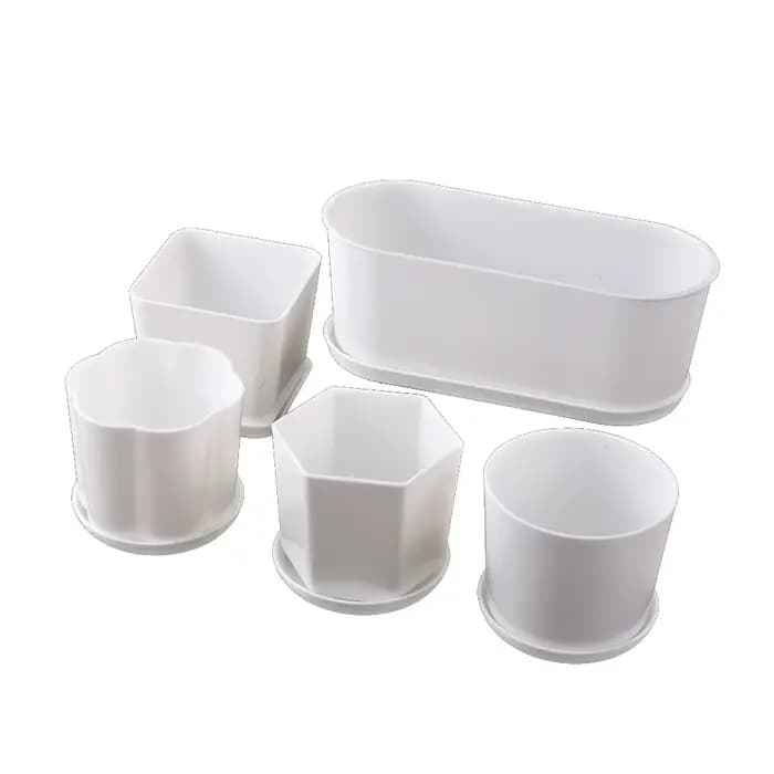 Pot de fleurs simple polygonal blanc pour la maison
