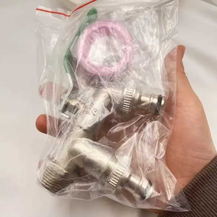 Robinet de jardinage en alliage de zinc 3/4 avec une entrée et deux sorties, robinet à double mamelo