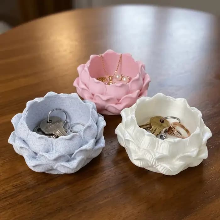 Pot de fleurs en plastique en forme de lotus pour plantes succulentes