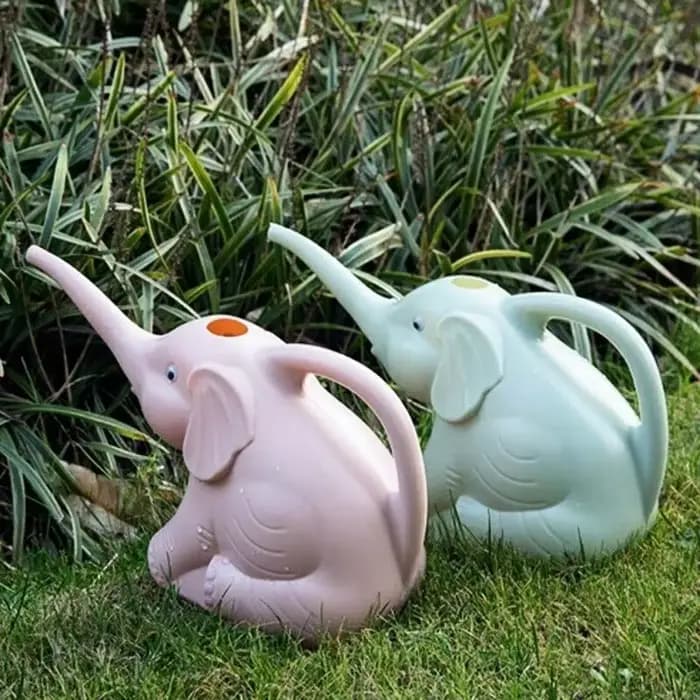 Arrosoir en plastique mignon en forme d'éléphant 2026 pour plantes