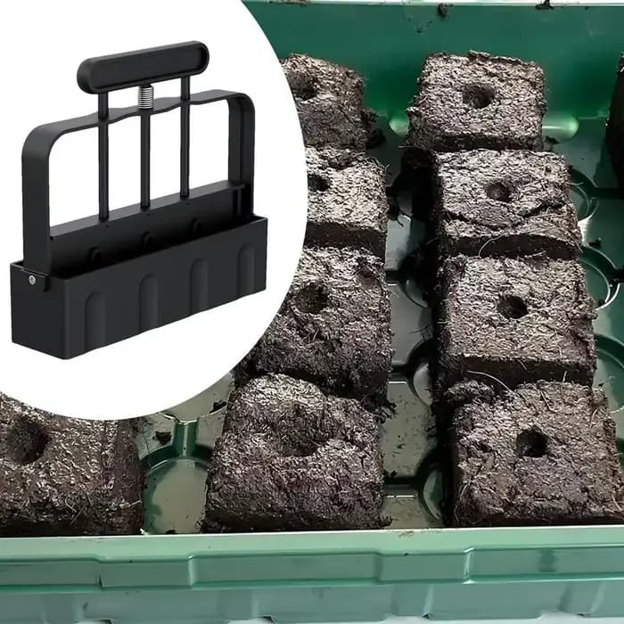 Machine manuelle à fabriquer des blocs de terre pour semis