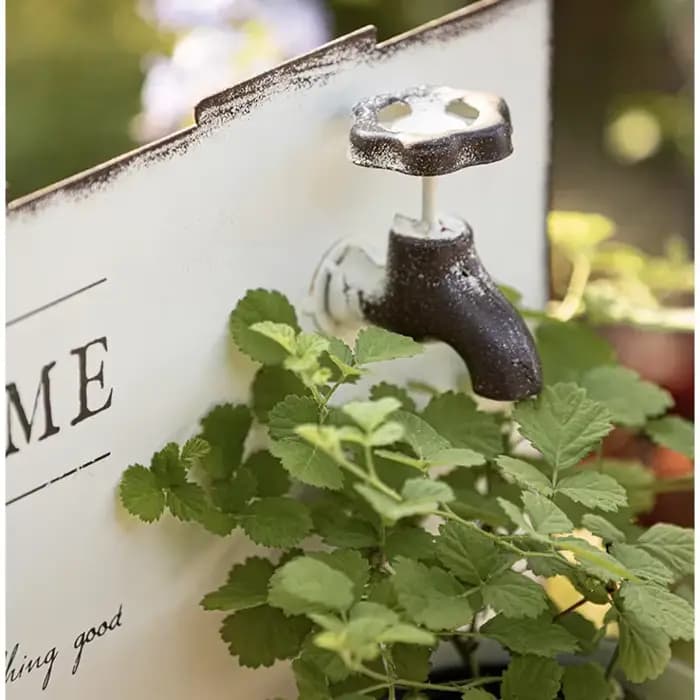 Pot de fleur de jardin créatif