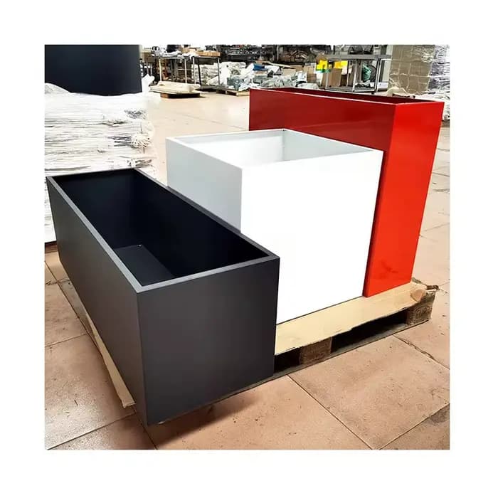 Grand Pot de fleur rectangulaire en métal pour jardin en acier Koteng personnalisé, Pot de fleur en fer pour balcon