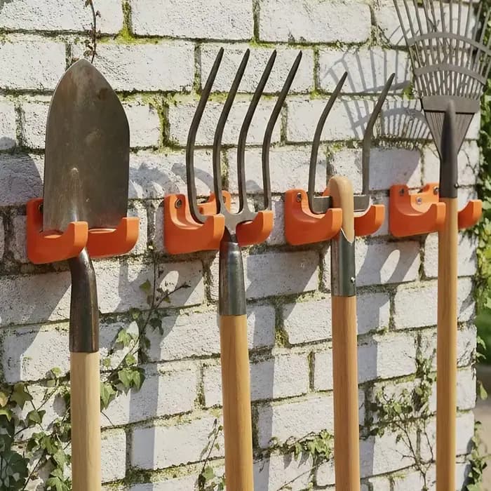 Support mural de rangement pour outils de jardin