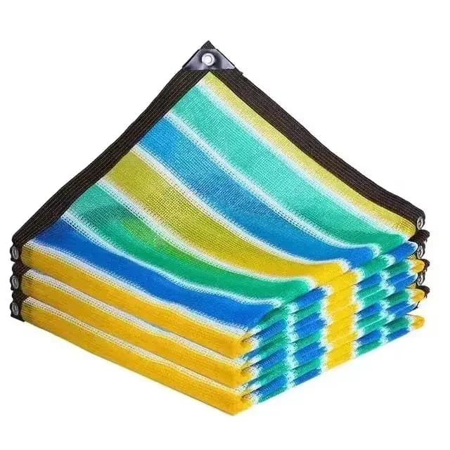 Filet pare-soleil gris pour jardin