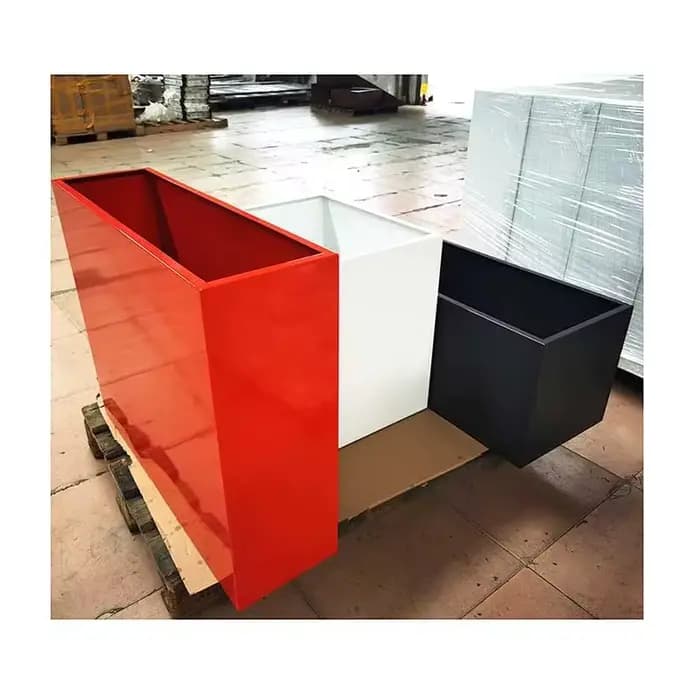 Grand Pot de fleur rectangulaire en métal pour jardin en acier Koteng personnalisé, Pot de fleur en fer pour balcon
