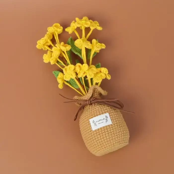 Fleur artificielle de chèvrefeuille au crochet faite à la main
