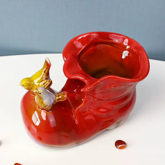 Pot de fleur artisanal en céramique en forme de chaussure