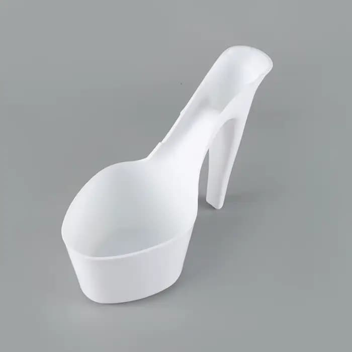Pot de fleur en plastique en forme de chaussure à talon haut