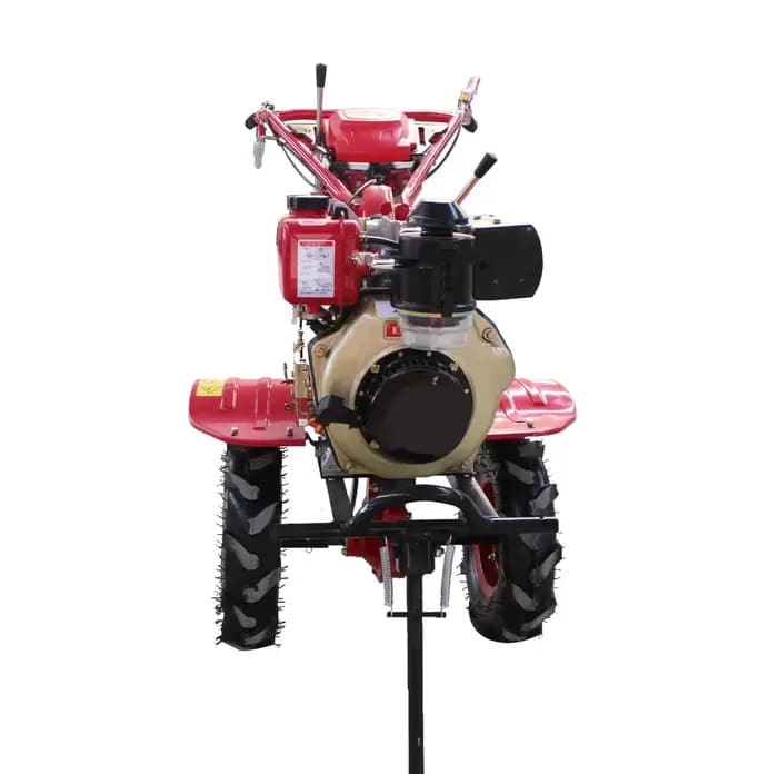 Outils de jardinage, petites machines agricoles, charrue profonde.