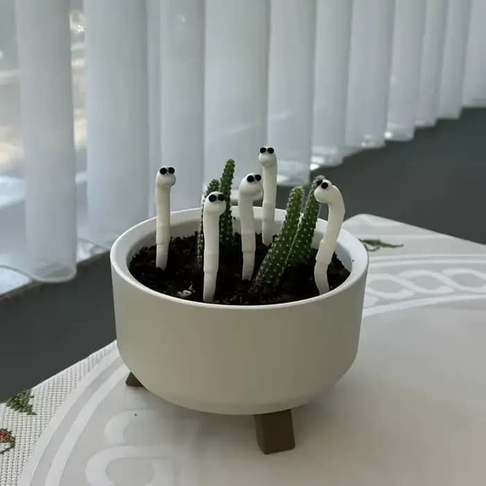 Ensemble de 2 plantes amusantes en pot en forme de vers de terre pour la décoration du jardin